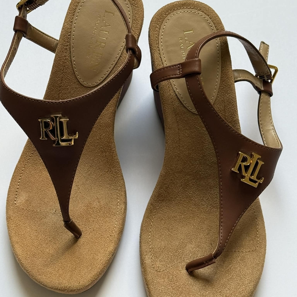 Lauren Ralph Lauren Tan Sandals with Gold Accents Size US 7 , UK 5 , EUR 38 - Picture 5 of 9
